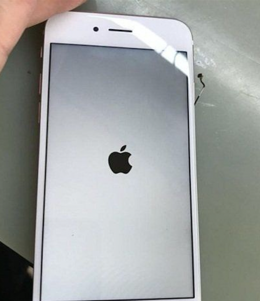 Iphone6s バックライト切れ 不点灯 つかない 基盤修理 データ復旧 安い早い スマホ修理本舗