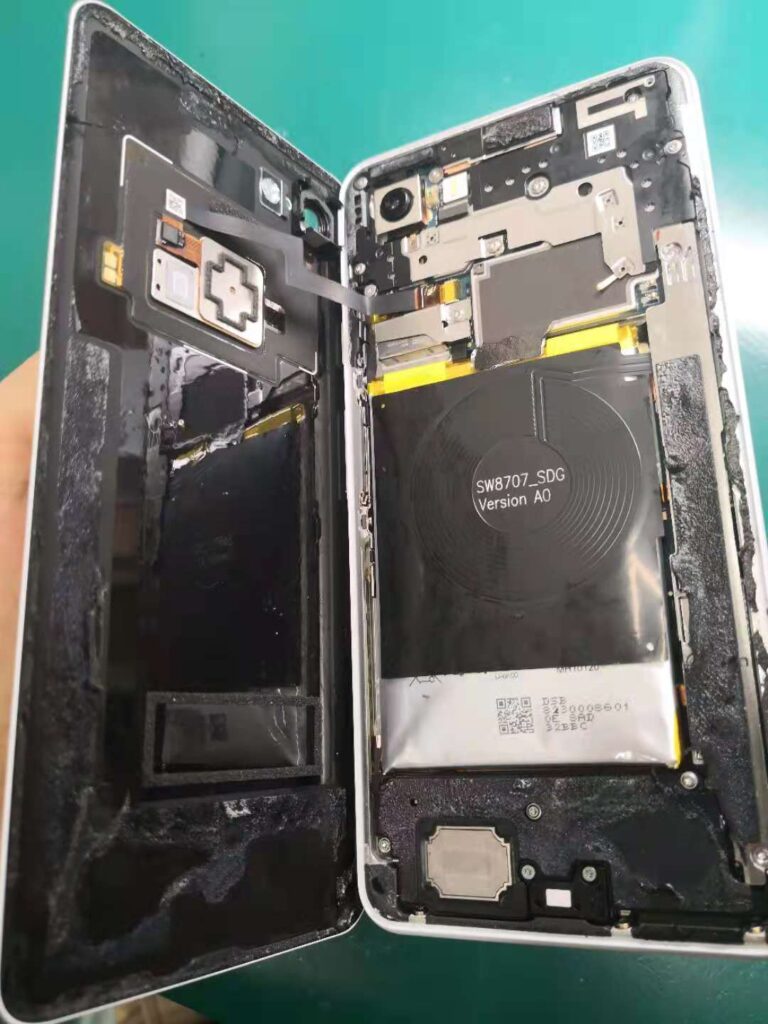 グーグルピクセル 3 / 3XLバッテリー 即日電池交換】 バッテリー膨張 持ちが悪い | スマホ修理本舗 グーグルピクセル 3 / 3XLバッテリー 即日電池交換】 バッテリー膨張 持ちが悪い | スマホ修理本舗