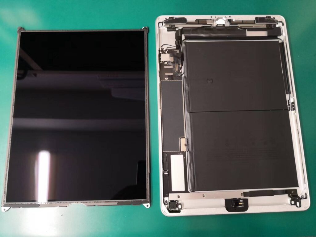 PC/タブレット タブレット iPad 9 (A2602/A2604/A2603/A2605)】ガラスひび割れ タッチできない 
